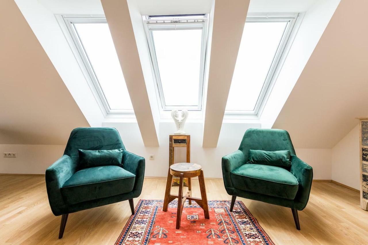 Grosse Dachgeschosswohnung Im Herzen Von Graz Ngoại thất bức ảnh