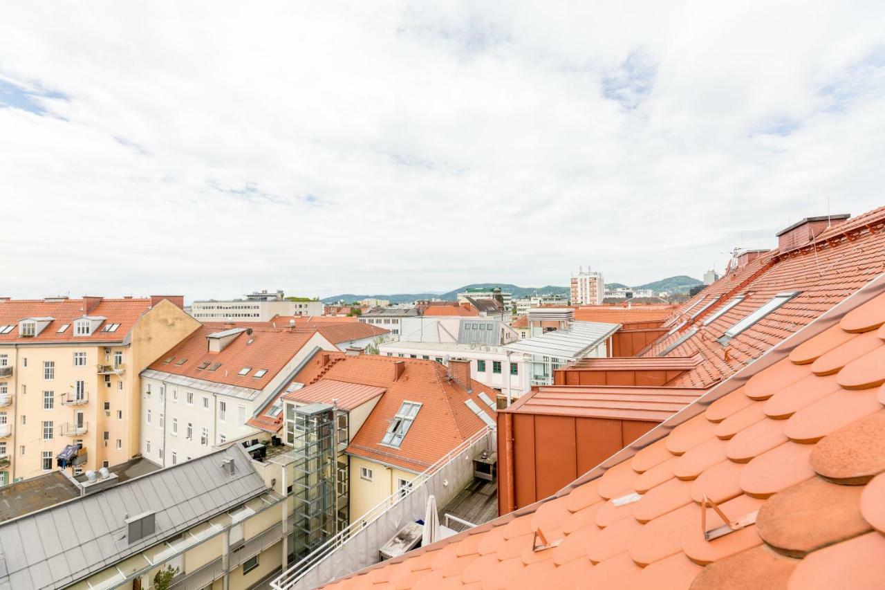 Grosse Dachgeschosswohnung Im Herzen Von Graz Ngoại thất bức ảnh